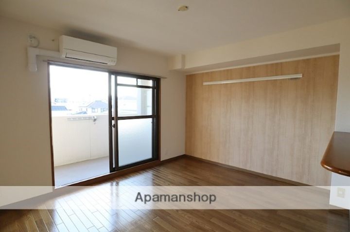 オーク・ステージ八木の内装