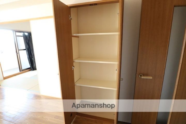 オーク・ステージ八木の内装