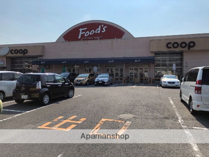 オーク・ステージ八木の周辺