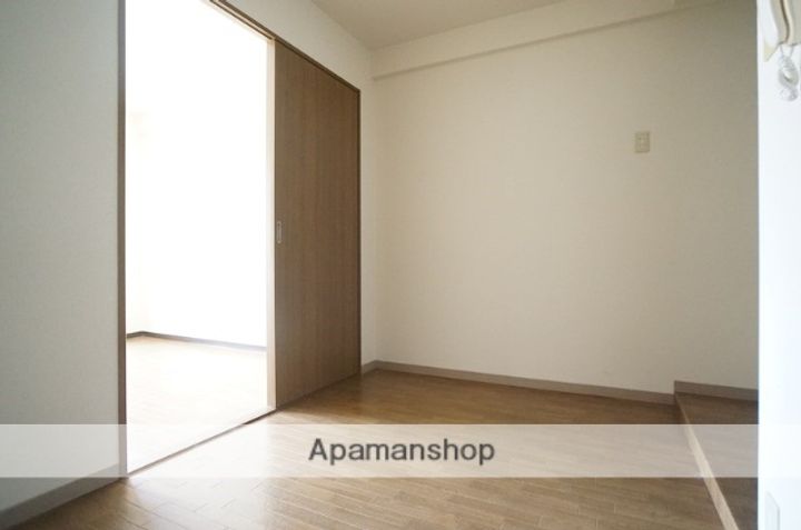 サンルピナスの内装