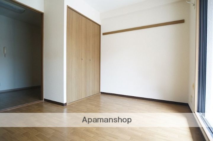 サンルピナスの内装