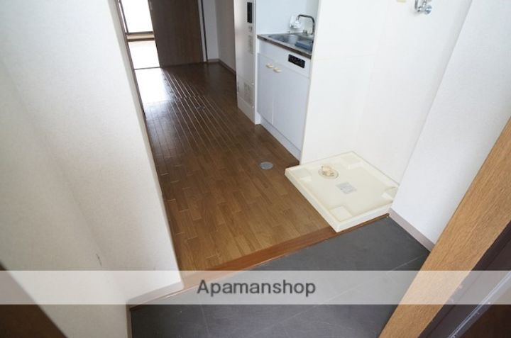 サンルピナスの玄関