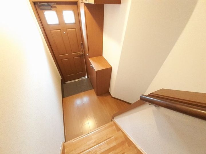 サンハイツミヤコの玄関