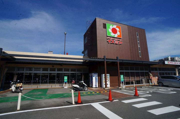 シャレー神宮前の周辺