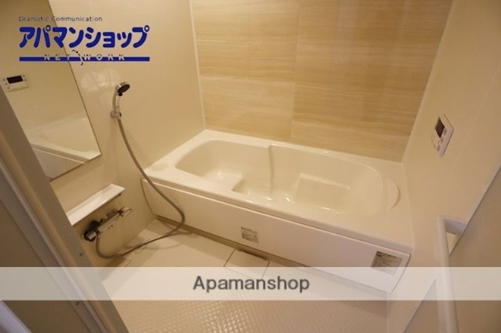 ソラーナIの風呂
