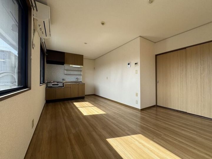 グランシャリオの居間