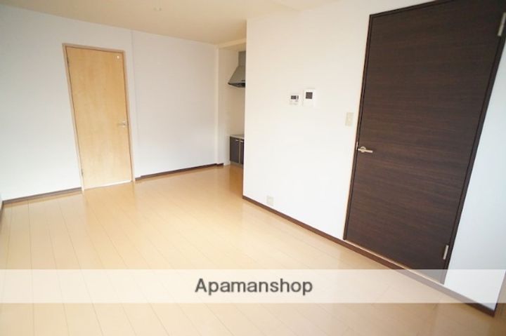 ツカモトハイツの居間