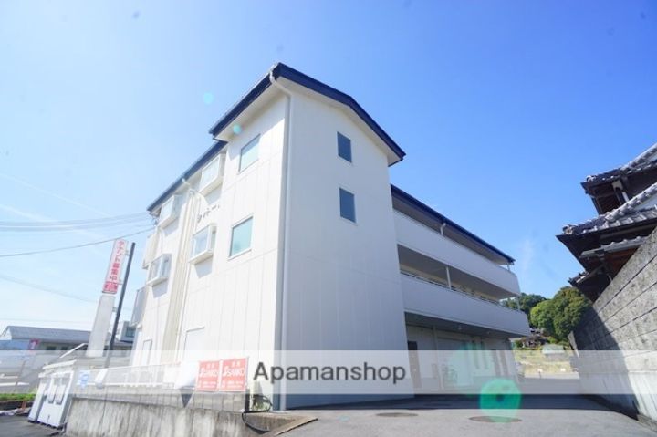 シャトー泉の外観