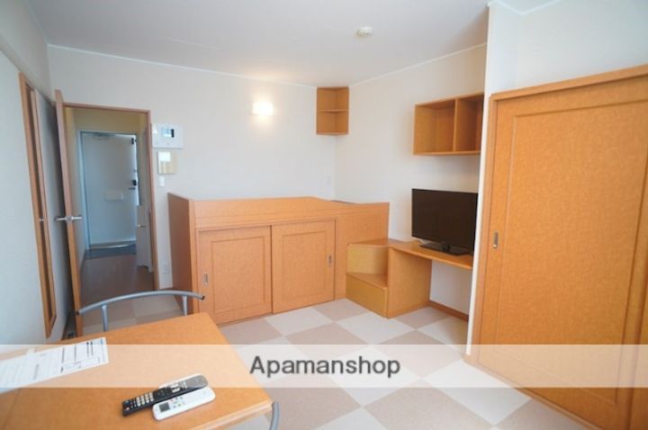 レオパレスIKARUGA 23の居間