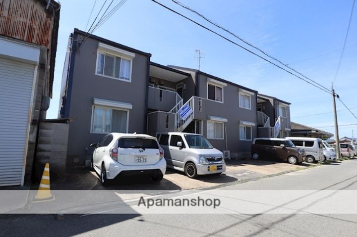 サンハイツの外観