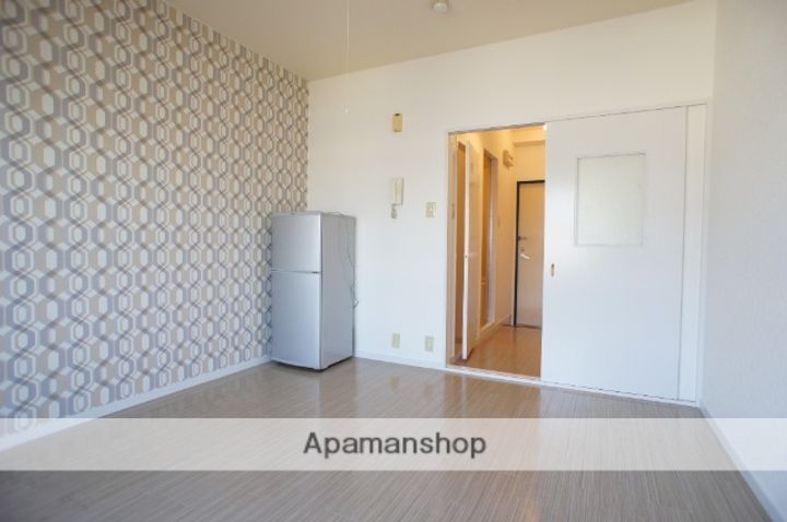 マイハウス小泉の居間