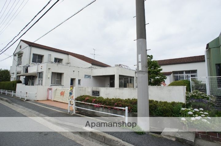 パルコートの周辺