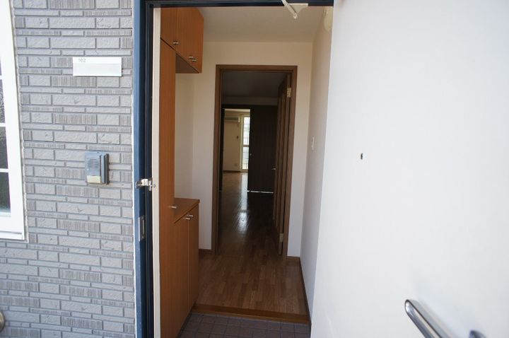 メゾンリィ・エールの玄関