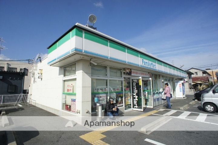 ラシーヌ小川の周辺