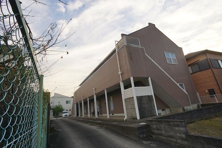 レオパレスカサ103の外観