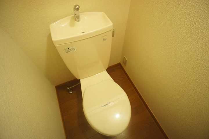 レオパレスWILL南郡山106の内装