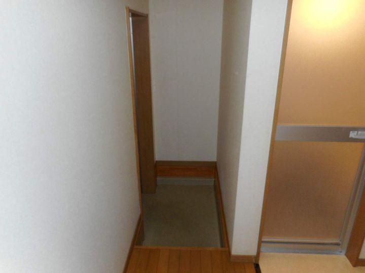 メゾン学園Ⅱ105の玄関