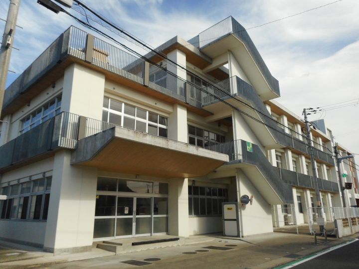 和歌山県田辺市中万呂の賃貸アパート202の周辺