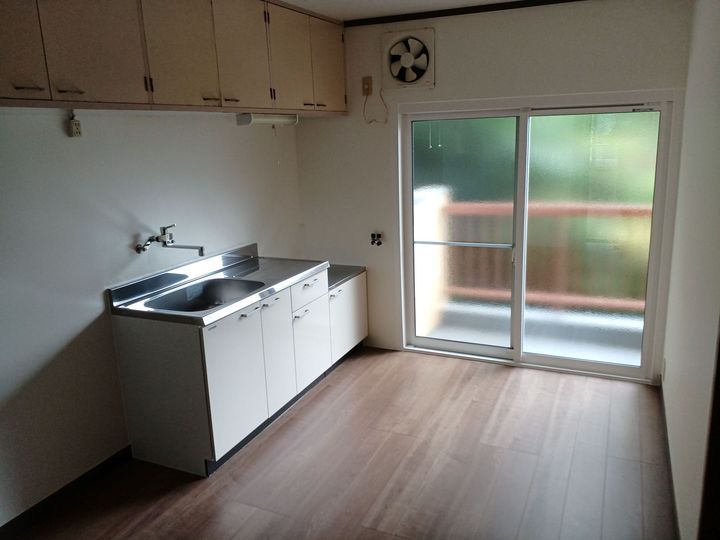 和歌山県田辺市上の山2丁目の賃貸マンションのキッチン