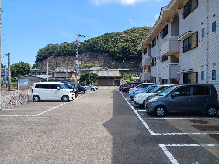 和歌山県西牟婁郡白浜町堅田の賃貸マンションの外観