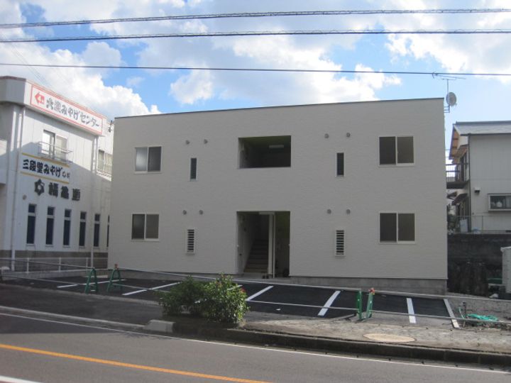 和歌山県西牟婁郡白浜町堅田の賃貸アパートの外観