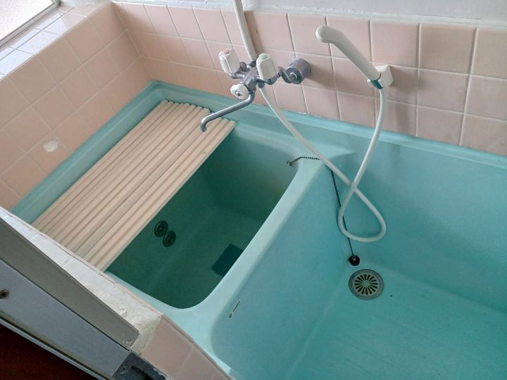 和歌山県田辺市上万呂の賃貸アパートの風呂