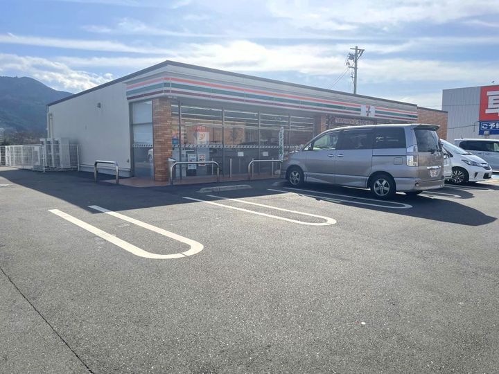 レオパレス橋本の周辺