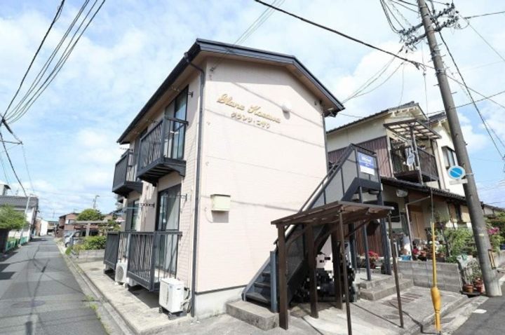 グランツ・コザワの外観