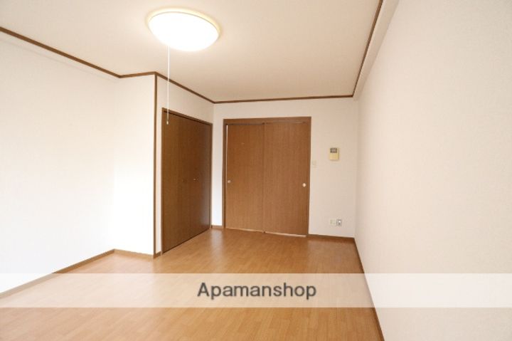 アンダンテ桂木102の内装