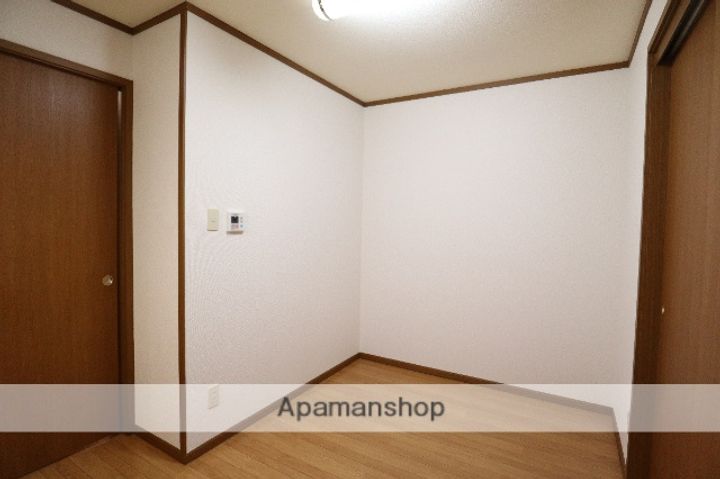 アンダンテ桂木102の内装