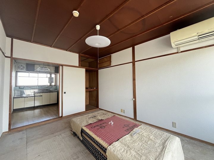 章マンション301の内装