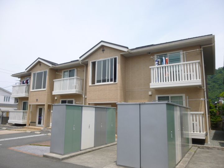 クレシエンド A棟の外観