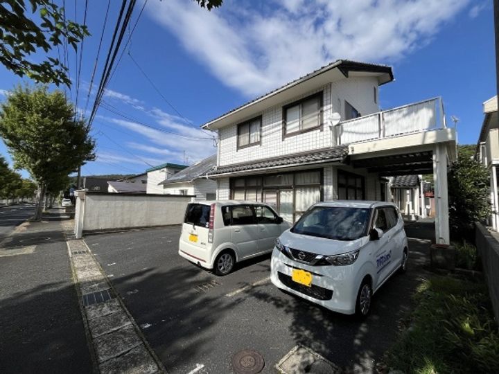 アジヤハイツの外観