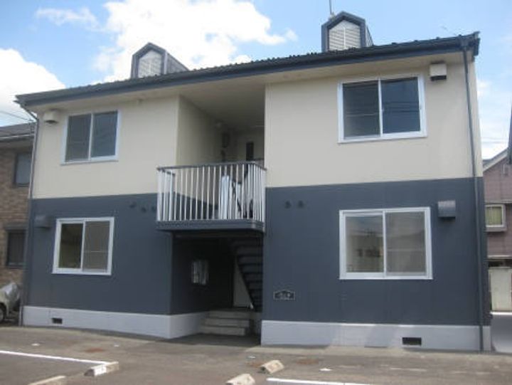 ハイツ オーク A棟の外観