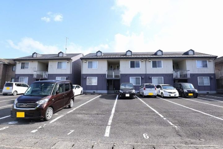 ハイツ オーク A棟の外観