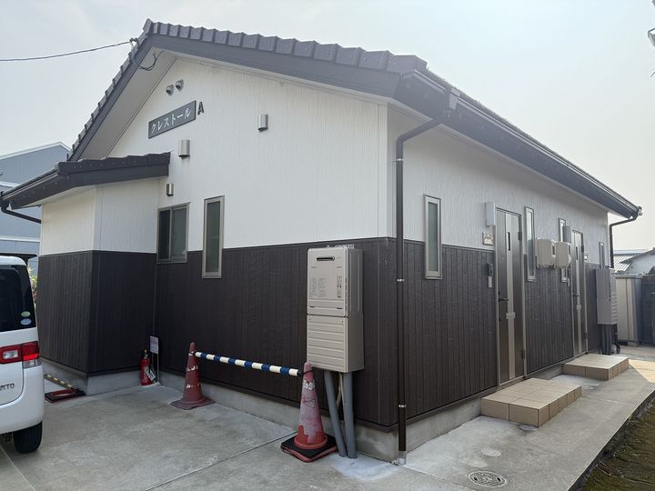 クレストールA101の外観