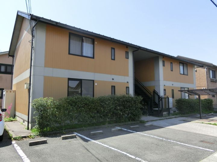 クローバーハウス202の外観