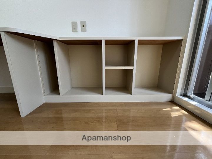 モニマン・デ・アルマ106の内装