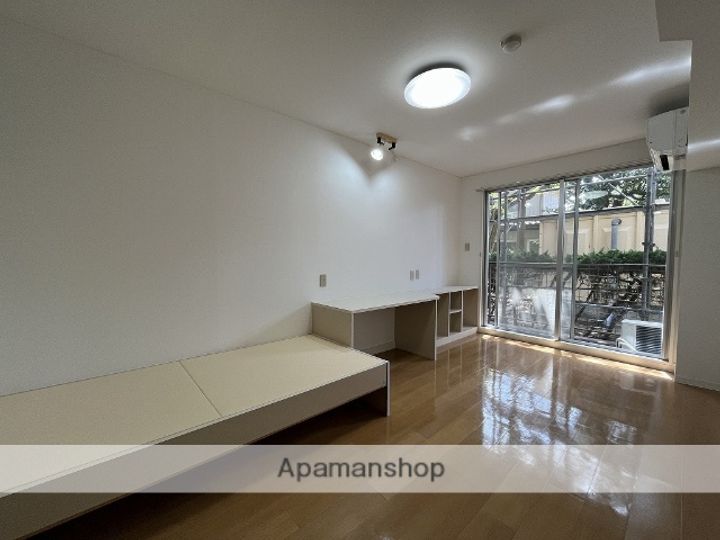 モニマン・デ・アルマ106の居間