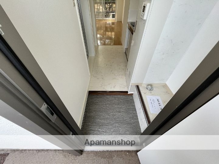 モニマン・デ・アルマ106の玄関