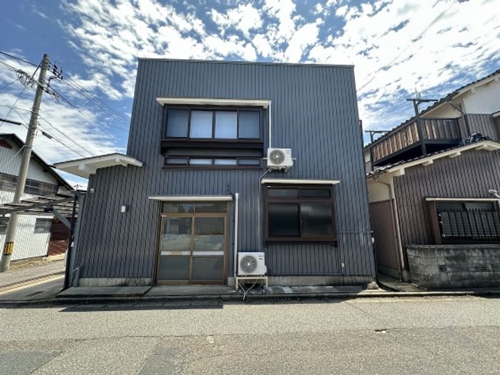 鳥取県鳥取市吉方温泉3丁目(一戸建)の賃貸物件の外観