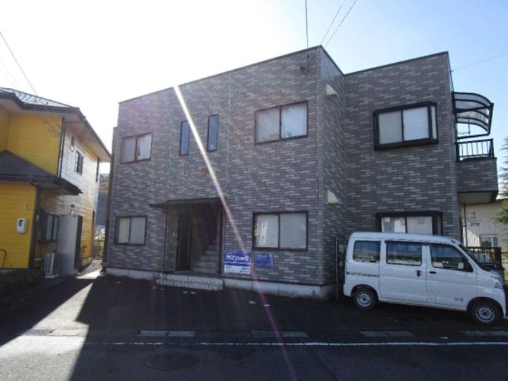 ジュネス雲山の外観