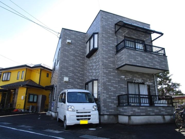 ジュネス雲山の外観