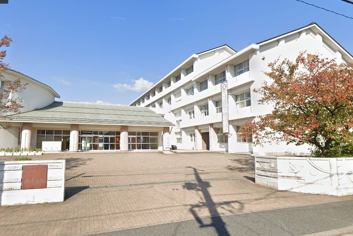 メゾン瀧山GHGの周辺