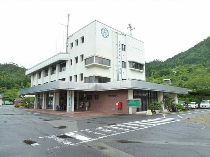 アミマールⅡの周辺