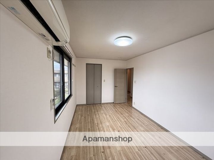 ユーステージA棟202の内装