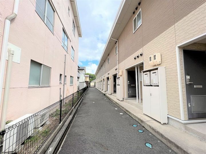 レオパレスB ZONE206の外観