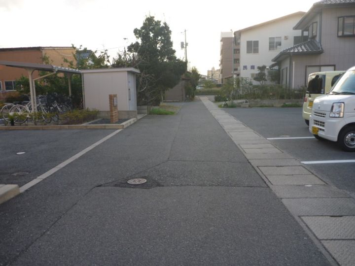 レオパレスB ZONE206の周辺