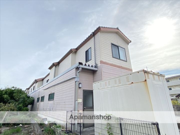 パープルHの外観