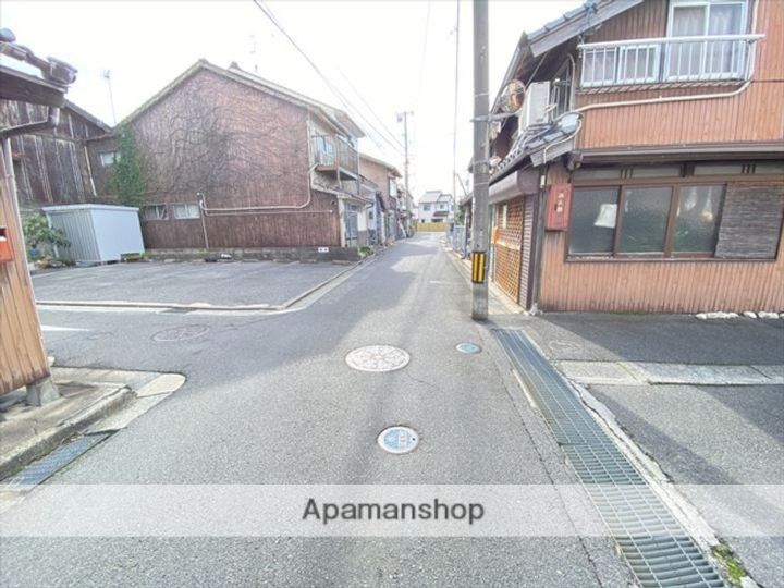 パープルHの周辺